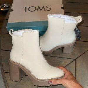 Cream lug boots